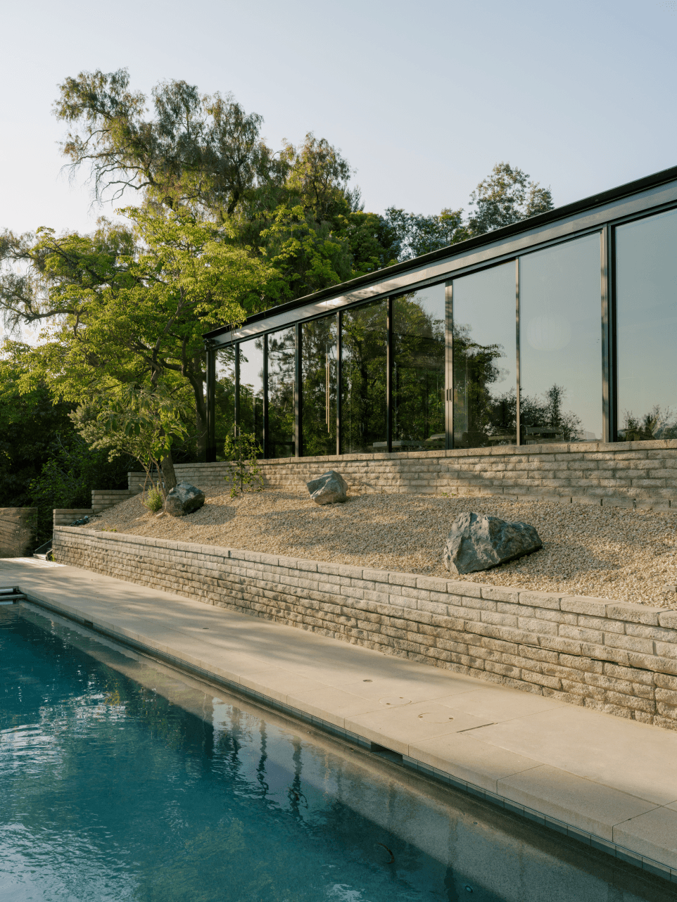 Glass Ridge House